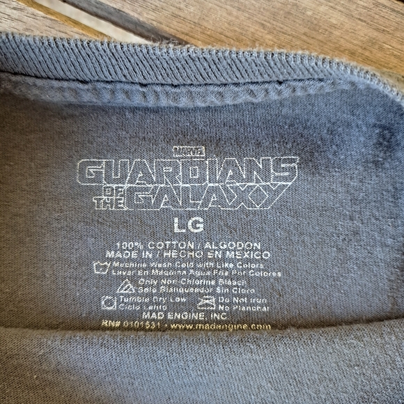 Guardians of the Galaxy tshirt - Picture 2 of 3